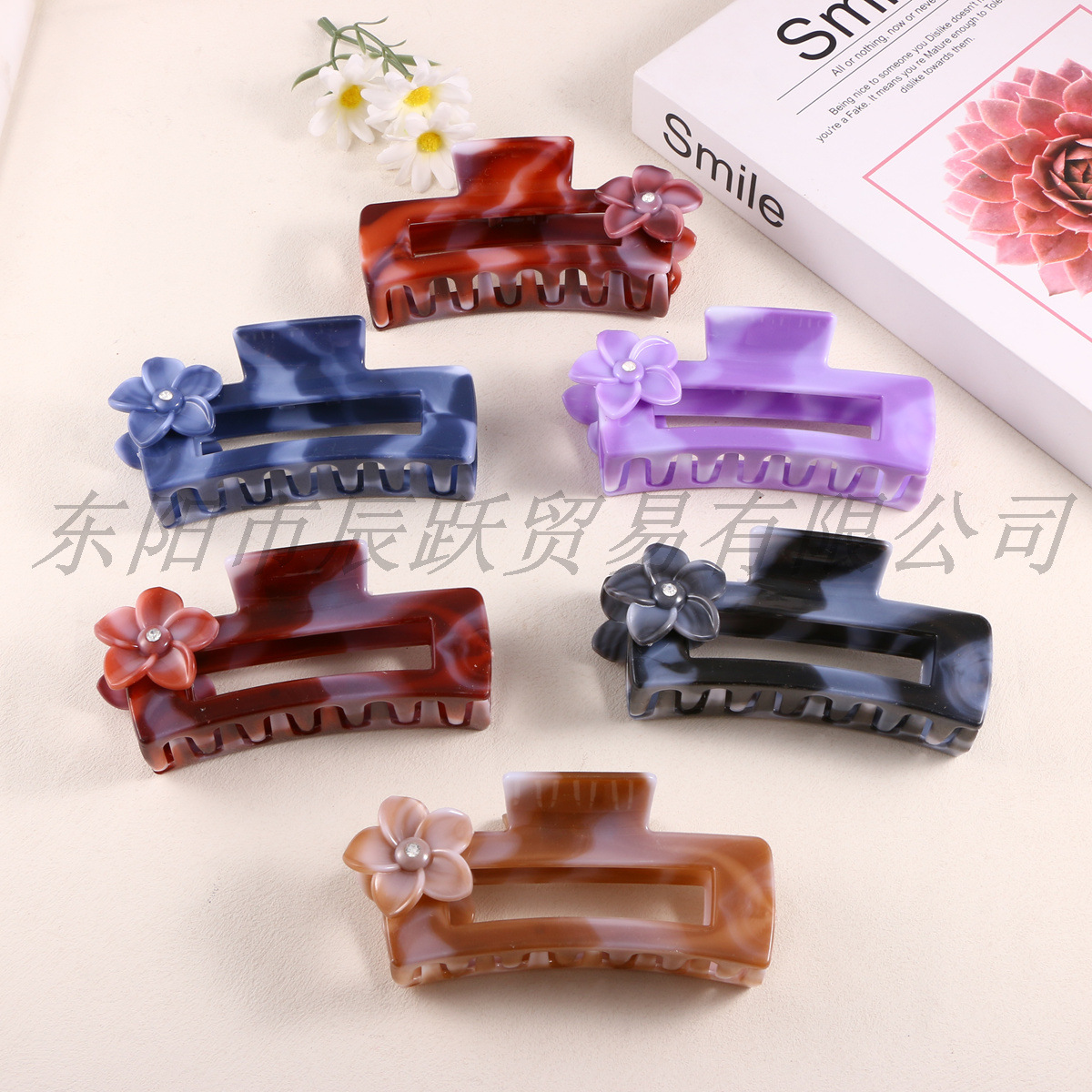 Flower dot diamond accessory, square clip, caramel-colored color-coated flower square clip, high-end look, back of the head updo hair accessory, women's headwear details Picture