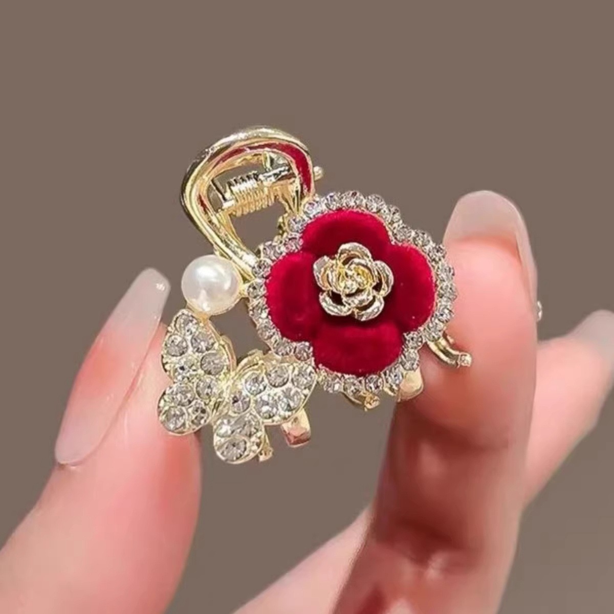 Velvet red flower grappling clips, small princess hair clips, broken hair clips, sweet and cute metal bangs clips, side clips details Picture