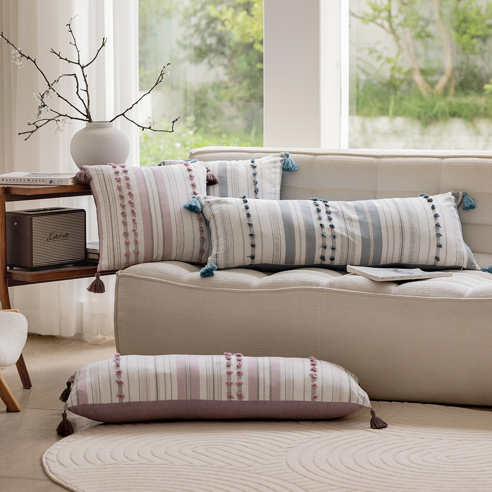 Nordic INS simple cut long side sleeping washed cotton jacquard tassel pillowcase, living room sofa cushion details Picture