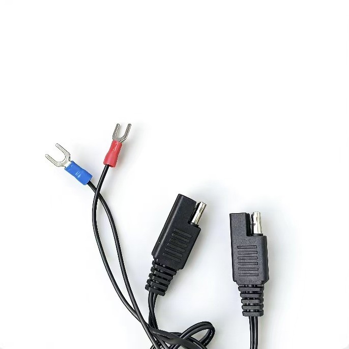 电动车充电器/充电/电车拖线板产品图