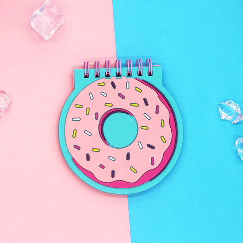 Cartoon cute portable notebook, creative notepad, high appearance level mini student coil notebook, pocket notebook Application Scenario