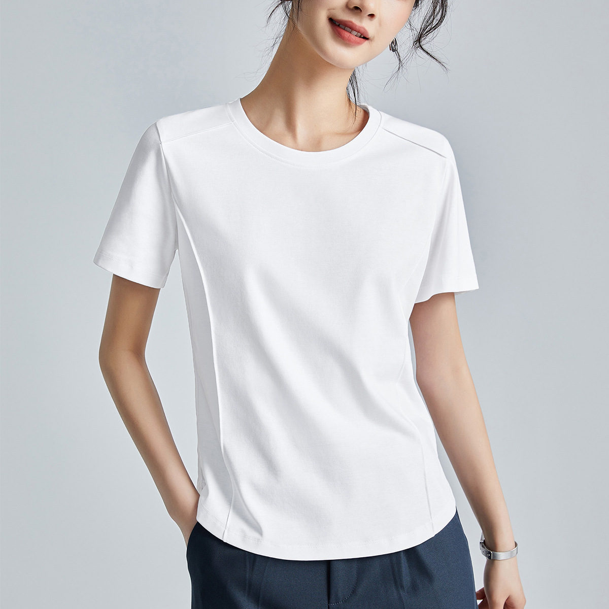 The same style of white short-sleeved off-the-shoulder T-shirt for women in the mall, 25 summer mercerized cotton round-neck base layer T-shirt, half-sleeved details Picture