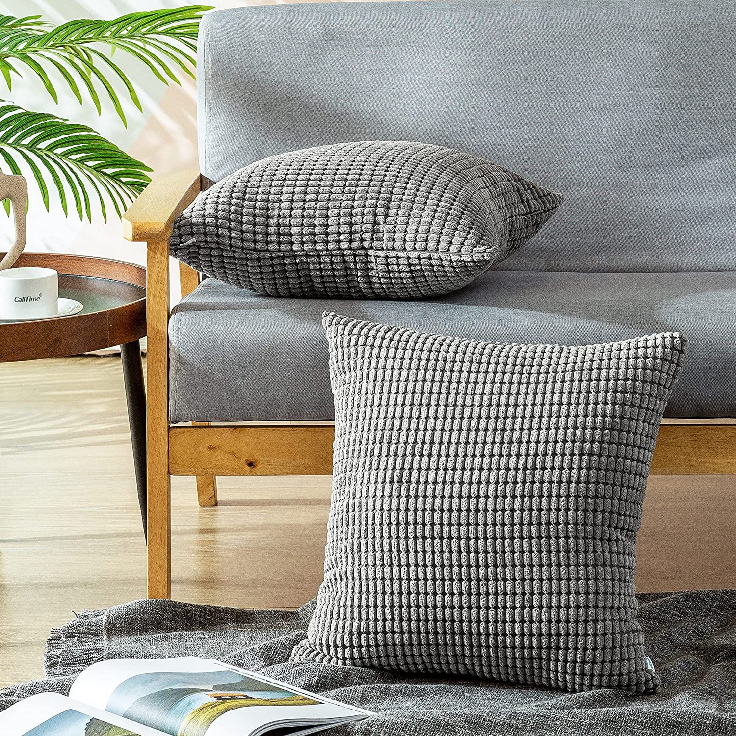 抱枕/抱枕毯/抱枕被/抱枕靠垫/抱枕毯子白底实物图