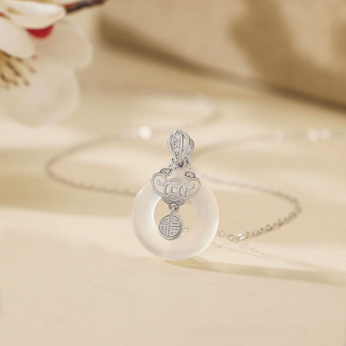 S925 Silver "Fu" character copper Coin chalcedony Peace Pendant Necklace, New Chinese-style auspicious cloud pendant, national trend high-end collarbone chain
