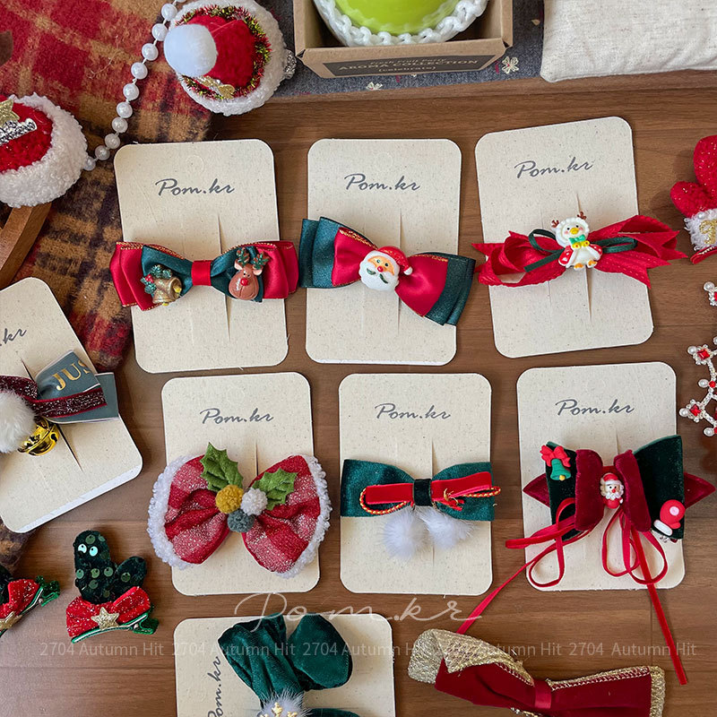 New Korean-style red fabric handcrafted hair clips, sweet Christmas style, children's bow, side broken hair bangs clips, Christmas red and green velvet hair clips, Santa Claus reindeer Holly decoration, festive and joyous girl's hair accessories