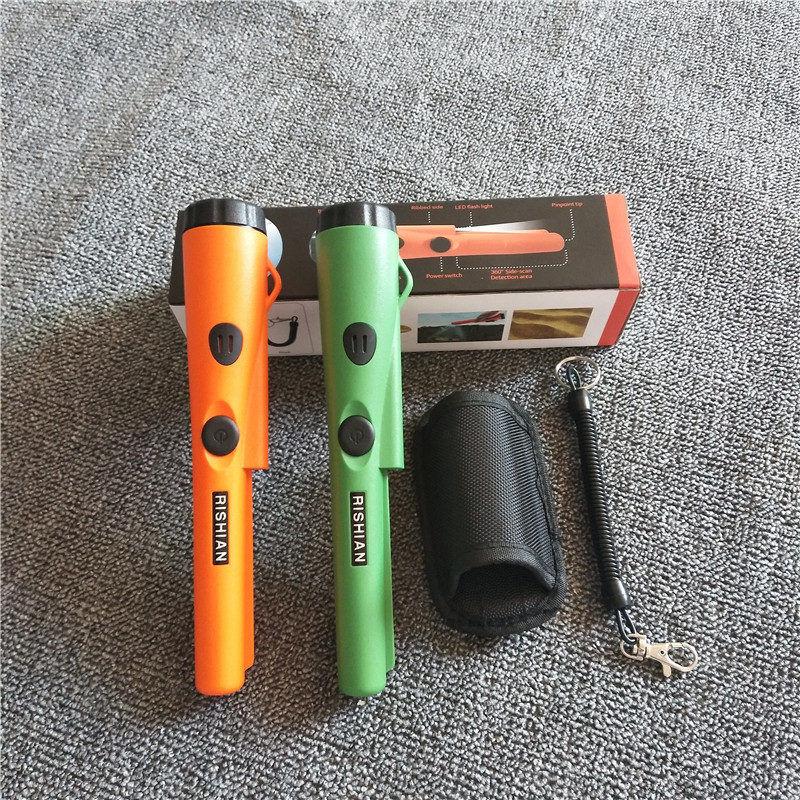 Wholesale handheld metal detection instruments, waterproof gold, silver, copper, iron and aluminum positioning rods, water and land dual-purpose detection instruments in stock Application Scenario