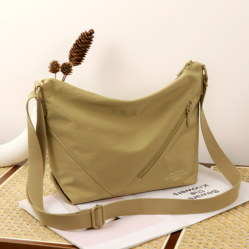 A casual and versatile women's Oxford fabric tote single-shoulder bag for commuting Specification image