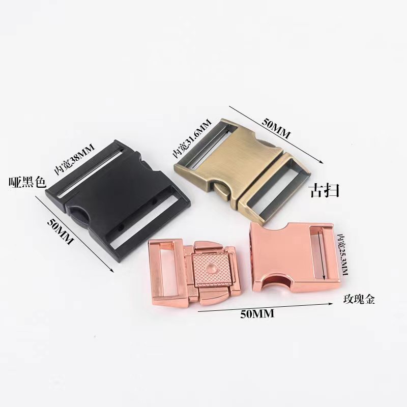 Wholesale metal clasp pet collars, elastic belts, flat clasp, arc-shaped clasp, shoulder straps and adjustable clasp full figure