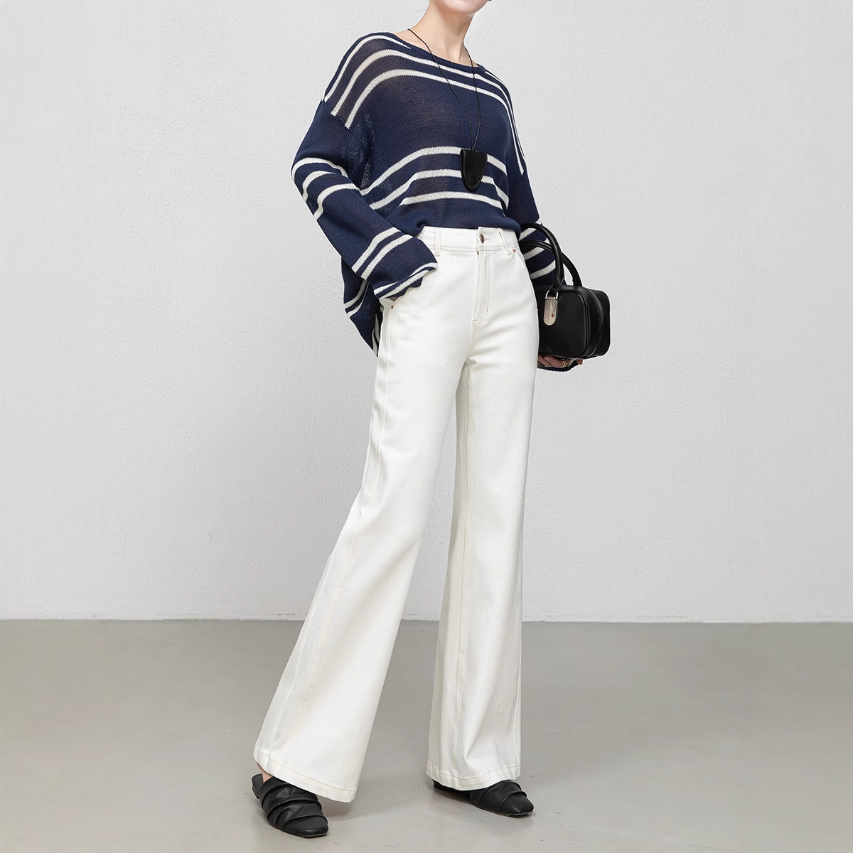 花千瓣高腰微喇牛仔裤女2025秋季新款四面弹宽松显瘦筒喇长裤8197细节图