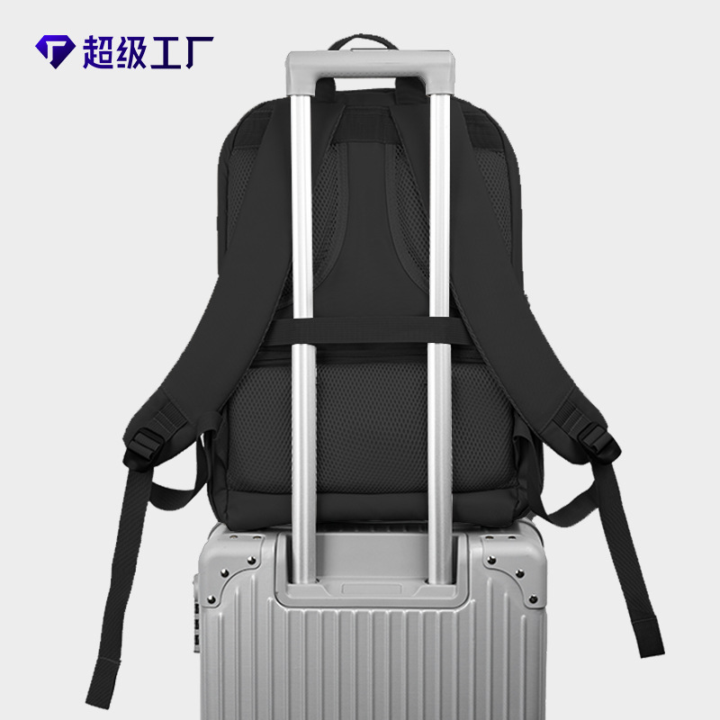 背包/双肩包/户外包男女户外/拉杆背包/双肩背包电脑产品图