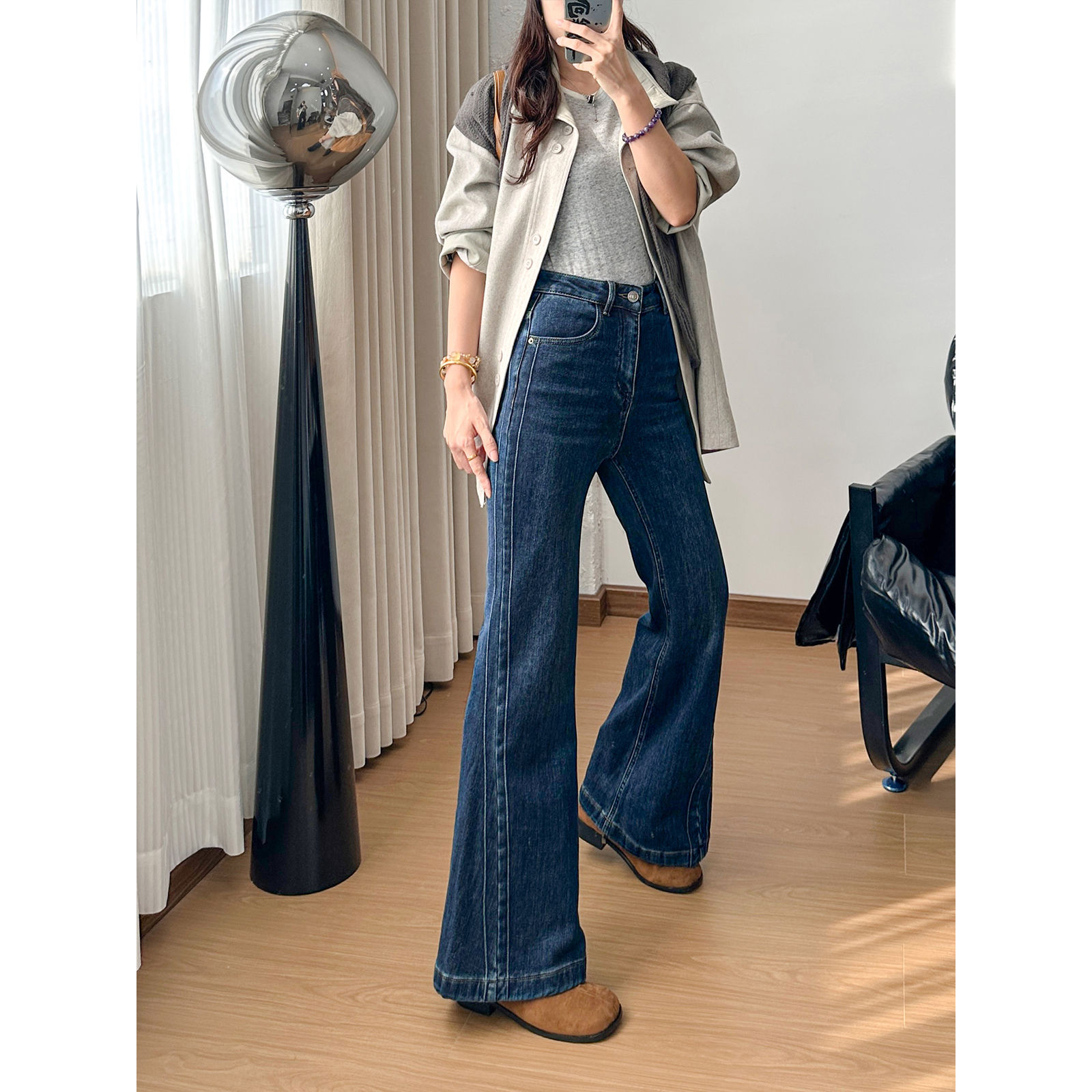 Jiawei 2025 Winter coffee-soled fleece flared jeans for women, thickened and fleece for warmth, Zhongshan Specification image