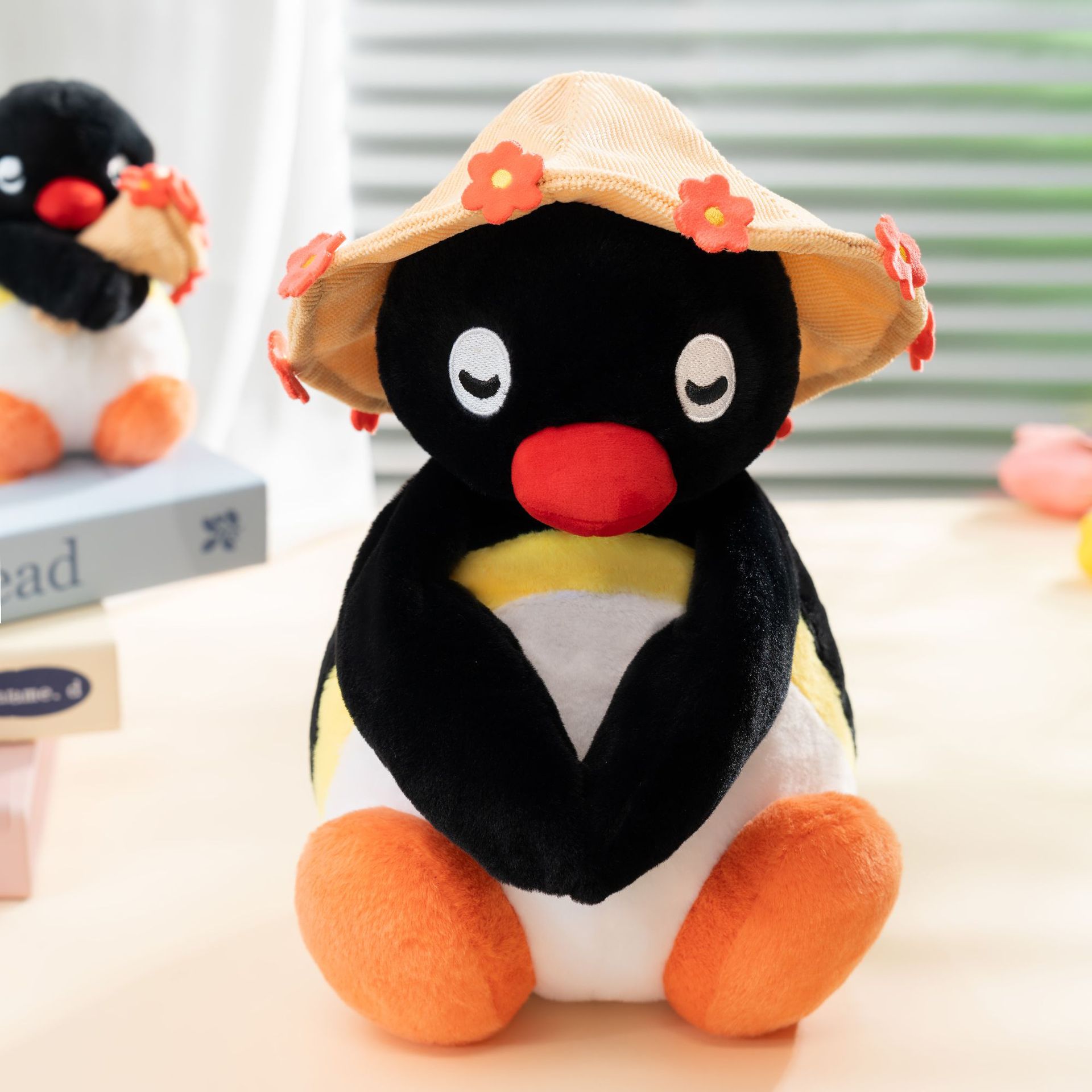 Penguin dolls, star people, crying kids, plush toys wholesale, cute and soft children's gifts details Picture