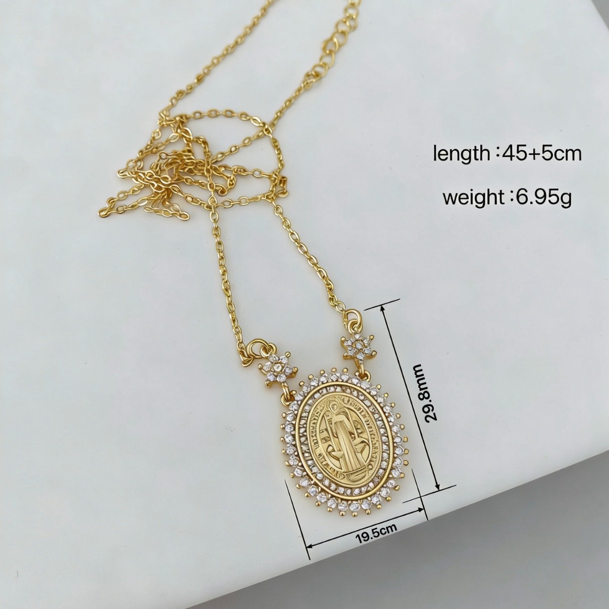 New 18K zircon Virgin Mary Guadalupe pendant necklace for women, a light luxury and niche accessory batch Application Scenario