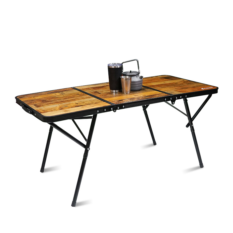 The outdoor picnic table in Xanaduji has a cold and dark style. For self-driving Tours and barbecues, portable folding tables are recommended Item Picture