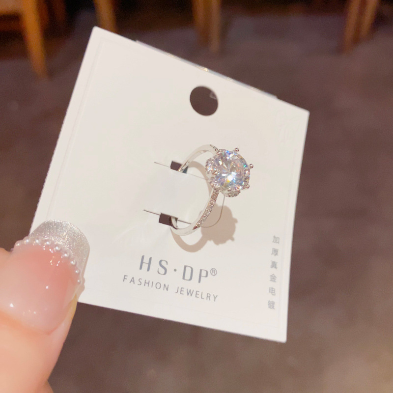 欧美个性轻奢高级感镶钻六爪戒指女精致时尚百搭设计感食指戒批发详情图3