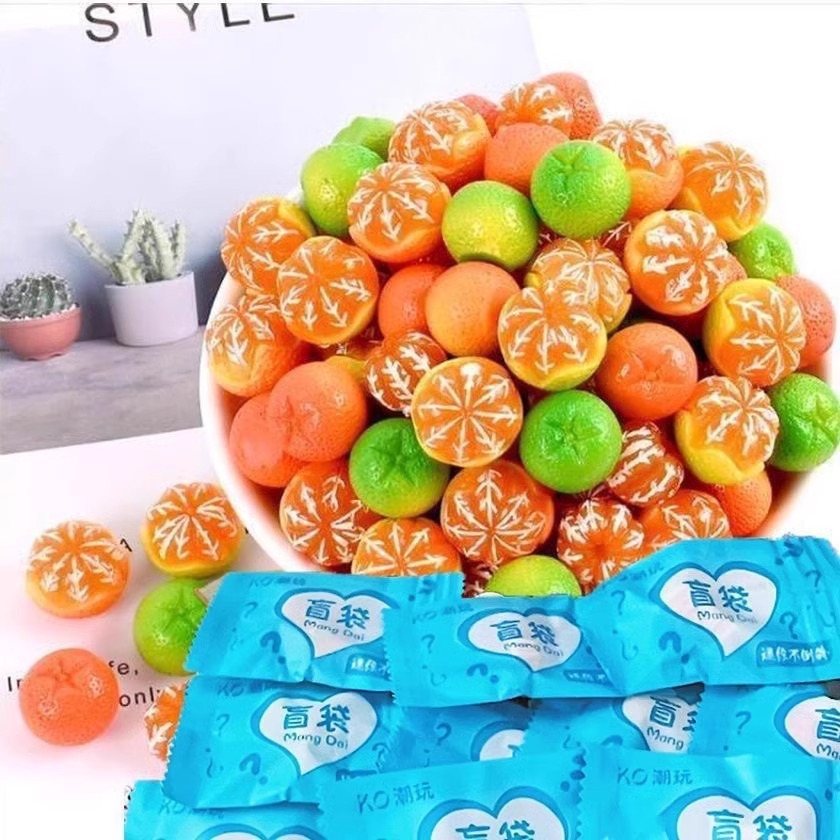 Wholesale of simulation fruit blind bags, student reward small gifts, creative children's miniature model desktop ornaments, small blind bags Application Scenario