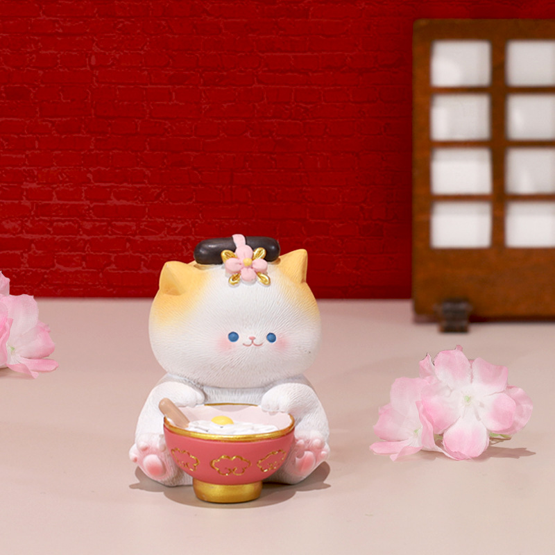 "Imperial Cat Arrives Blind Box Figurines, Trendy Court Cat Dolls, Resin handicrafts, Desktop trinkets, Lucky Cats. Application Scenario