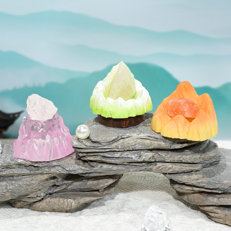 新款山川晶语盲盒公仔手办家居办公室桌面树脂装饰品摆件厂家批发细节图