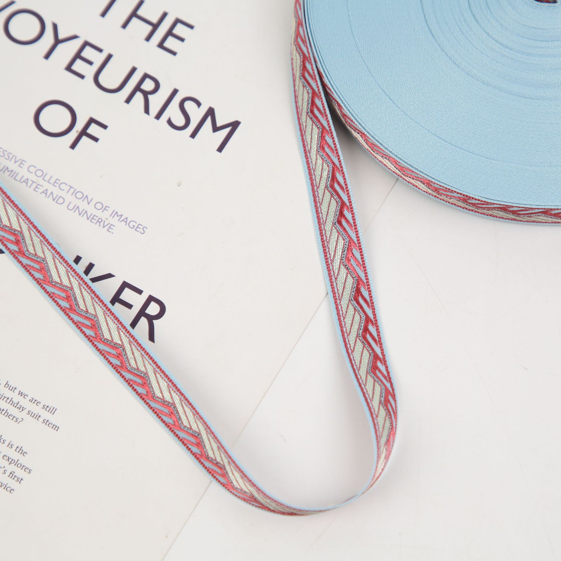 1.5cm twill ethnic style jacquard webbing, classic ethnic style jacquard webbing, ethnic clothing and accessory lace Specification image