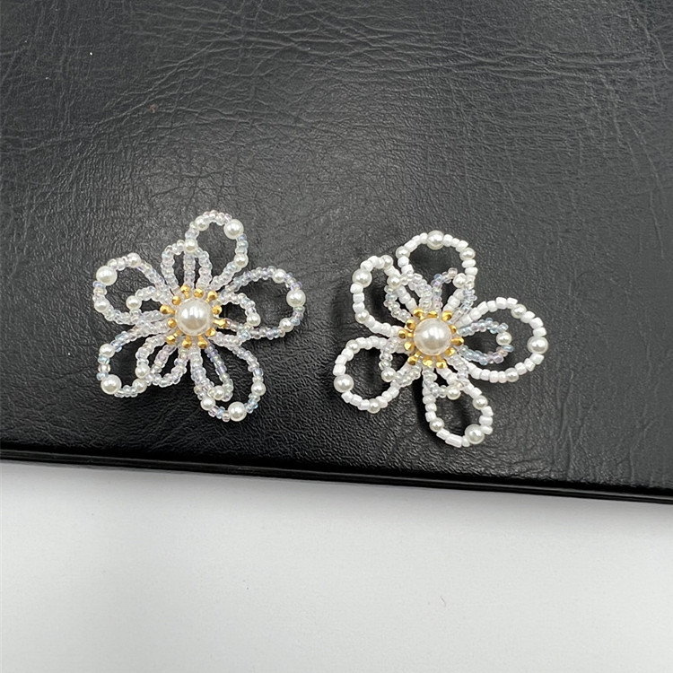 Handmade beaded clothing accessories, three-dimensional double-layer five-petal flower DIY earrings, hairpins, semi-finished accessories