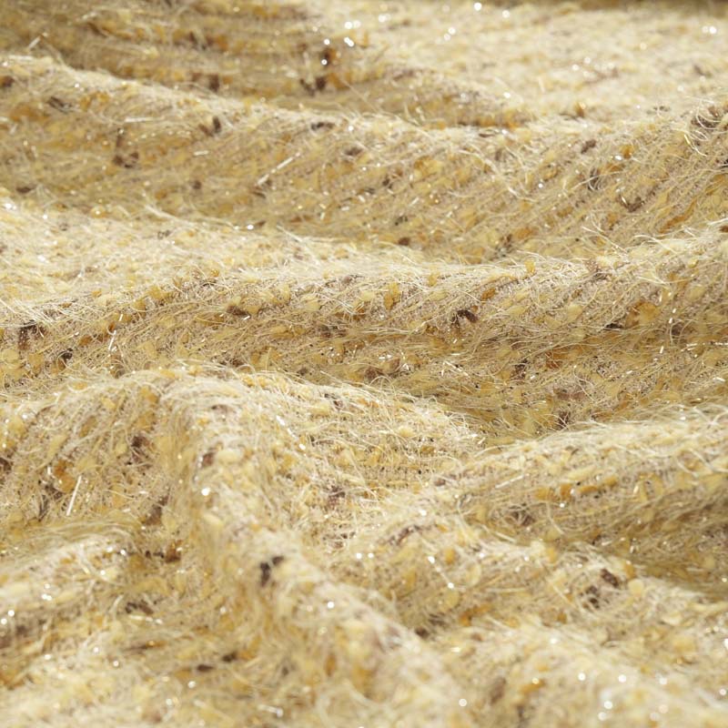 Mokashi all-polyester chanel-style fabric, coarse-spun irregular woven fashionable women's coat set bag fabric Application Scenario