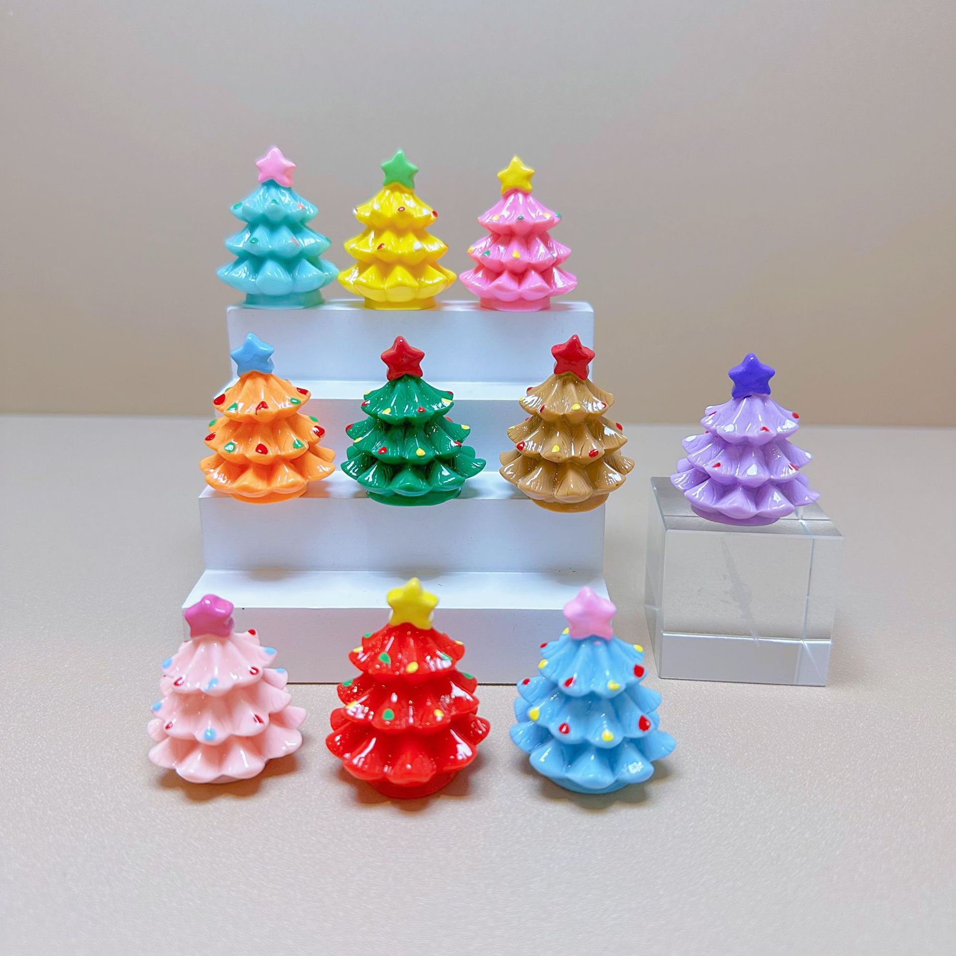 圣诞树diy饰品树脂配件场景摆件钥匙扣潮玩批发创意萌粒卡通盲袋