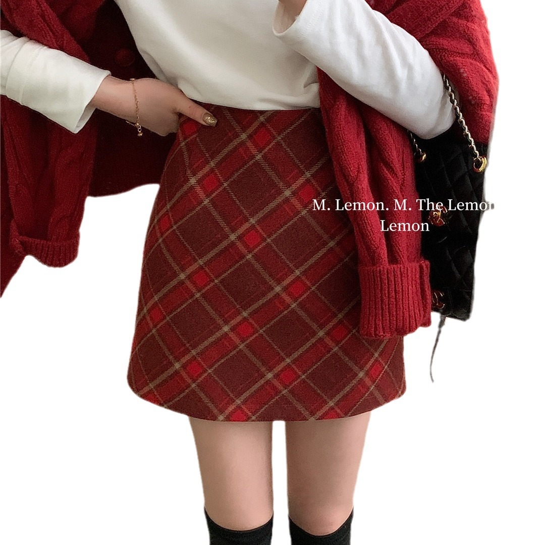 2024 Autumn/Winter new Korean-style chic woolen high-waisted thick A-shaped short skirt, concealing flesh and slimming, plaid skirt for women Item Picture