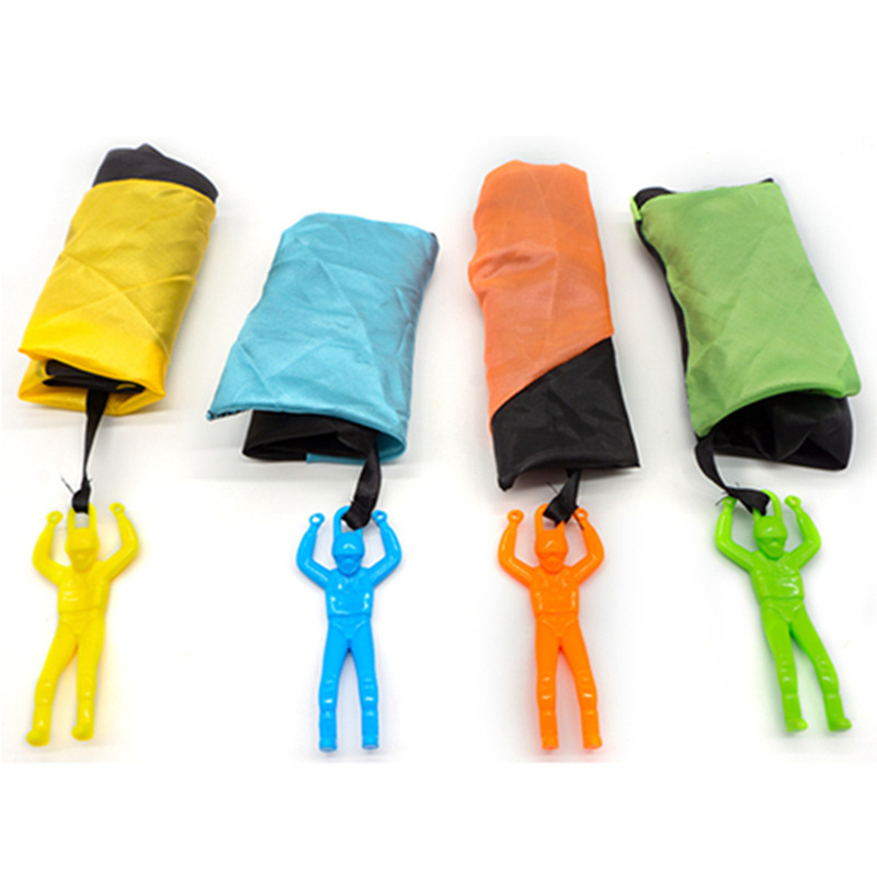 Parachute, children's hand-thrown little figure toys, parent-child interaction, kindergarten outdoor sports, airdrop, parachuting, boys' game Item Picture