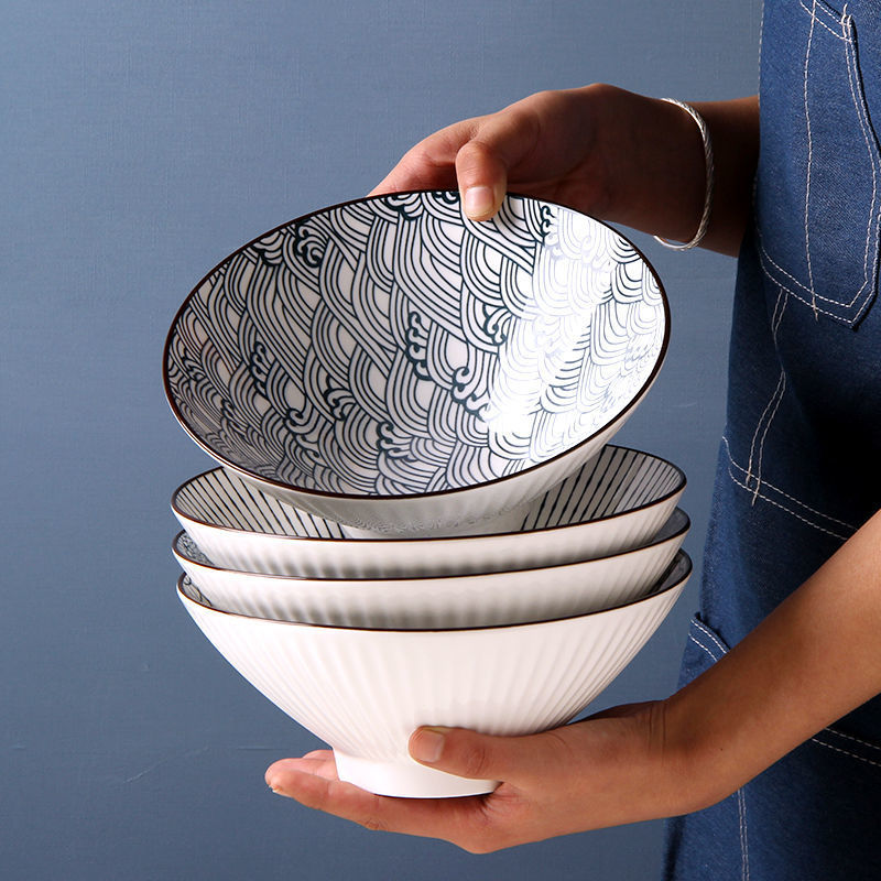 Japanese-style household ceramic tableware, 8-inch creative soup bowl, bamboo hat bowl, popular ramen bowl, Kewei Application Scenario
