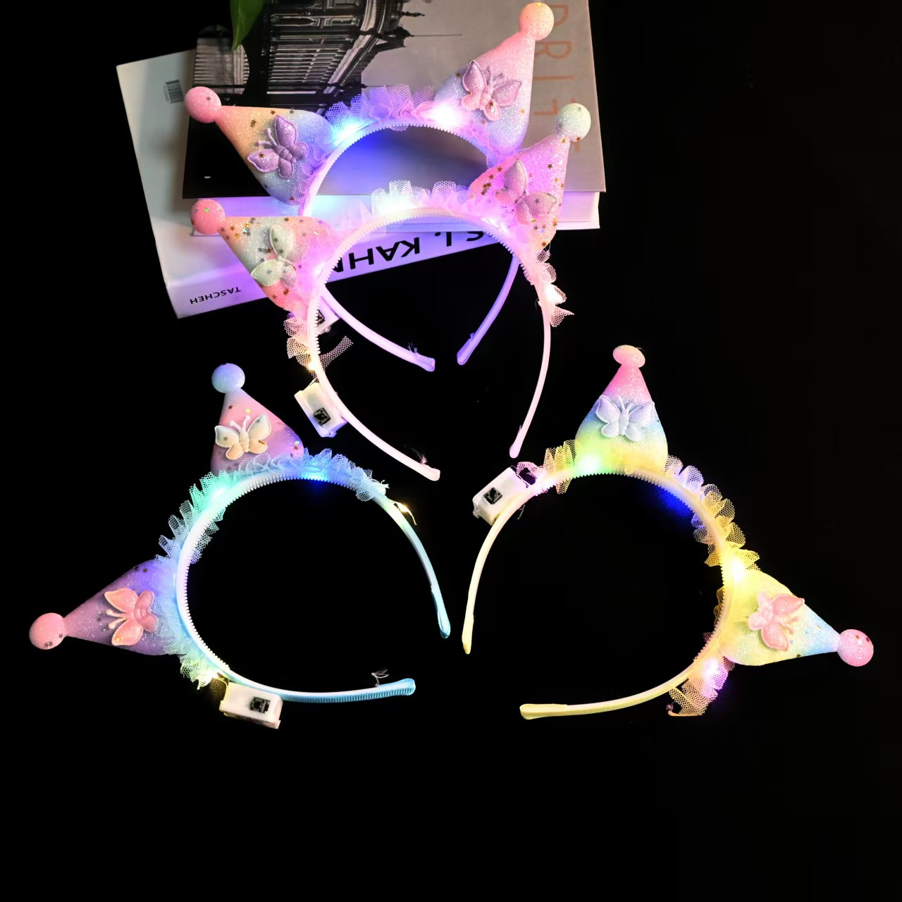 Girl's glowing Kuromi headband, children's cartoon bow hair accessory, cute and sweet headband, performance costume headwear Application Scenario