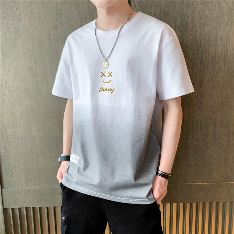Short-sleeved T-shirt for men, a summer trend brand with a gradient smiling face. Summer half-sleeved versatile T-shirt for men, a thin summer outfit Application Scenario