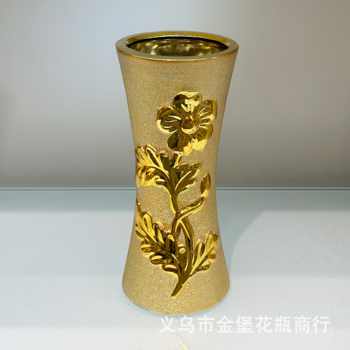 装饰花瓶实物图
