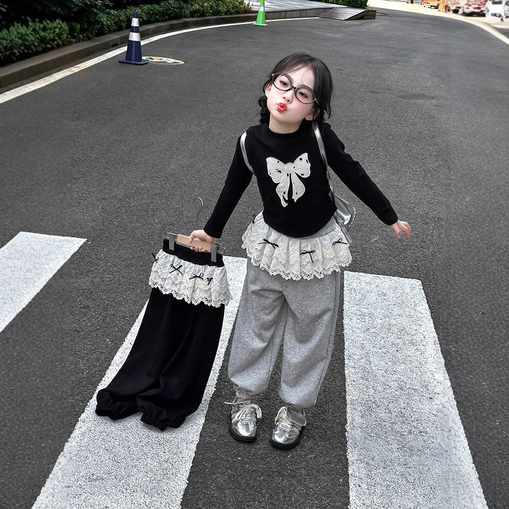 AINI Girls' autumn collection bow base shirt New versatile children's top Stylish girls' autumn and winter long-sleeved T-shirt details Picture