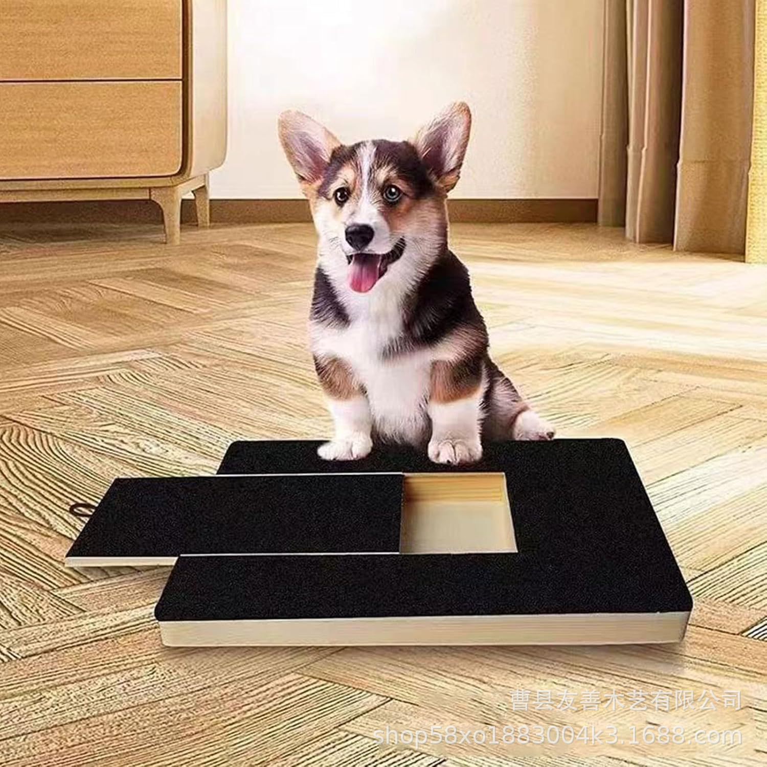 Modern and simple wooden dog gripper, a household solid wood pet toy, with a pull-out wooden dog finger plate that is easy to maintain