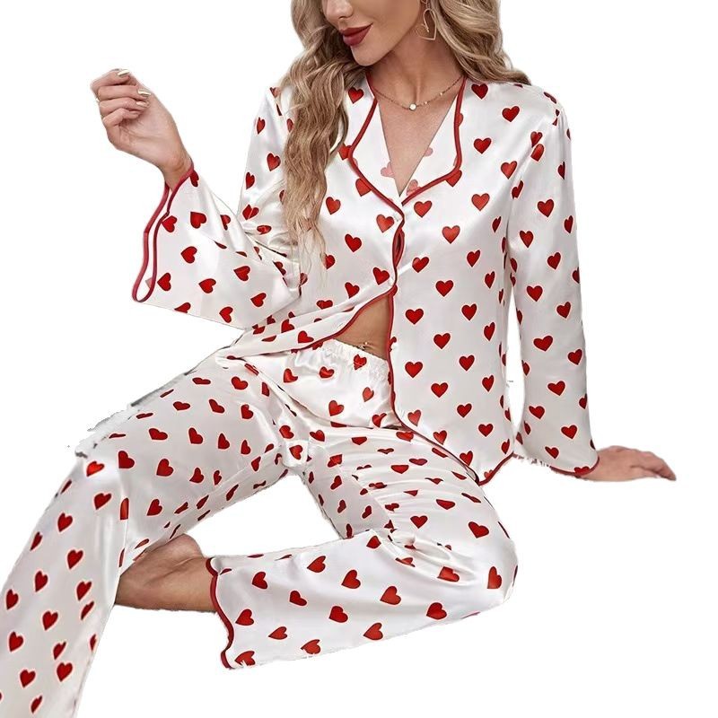 This is a new type of thin, heart-shaped printed pajama, long pants and long-sleeved set for women's home wear from Europe and America. It can be worn outside Item Picture