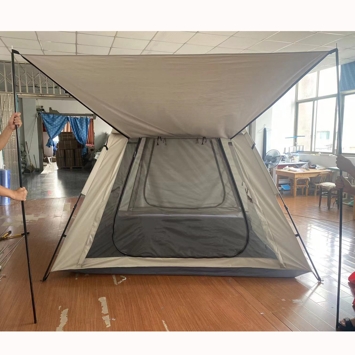 野外帐篷户外便携式折叠全自动露营装备野营加厚防雨儿童公园野餐