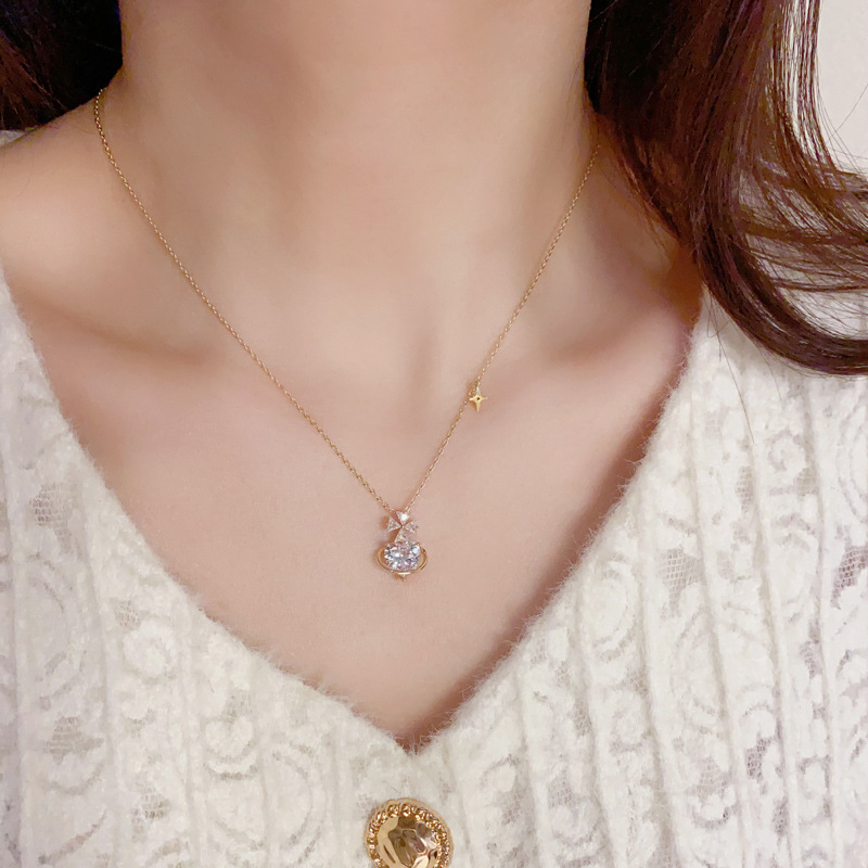 日韩时尚轻奢微镶锆石花朵星球项链气质小众设计感百搭锁骨链配饰