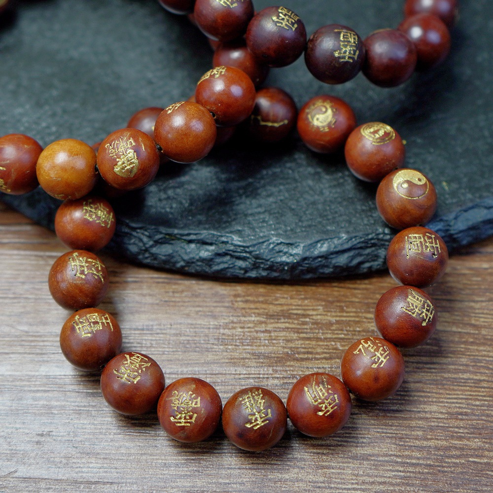 木质工艺品实物图