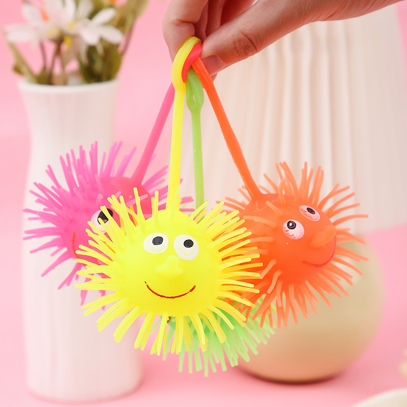 25g luminous fur ball, luminous hedgehog elastic flash fur ball, venting toy ball, wholesale children's toys details Picture