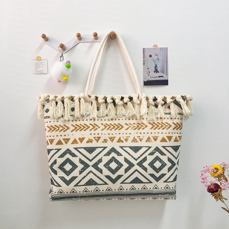 Cross-Border Canvas Bag, Fringed Handbag, Large-Capacity Portable And Simple Handcrafted Tote Bag, Commuting Fringed Bag, Bohemian Ethnic Style Printed Handbag, Embroidered Women's Single-Shoulder Handbag, Tote Bag, Women's Canvas Bag Application Scenario