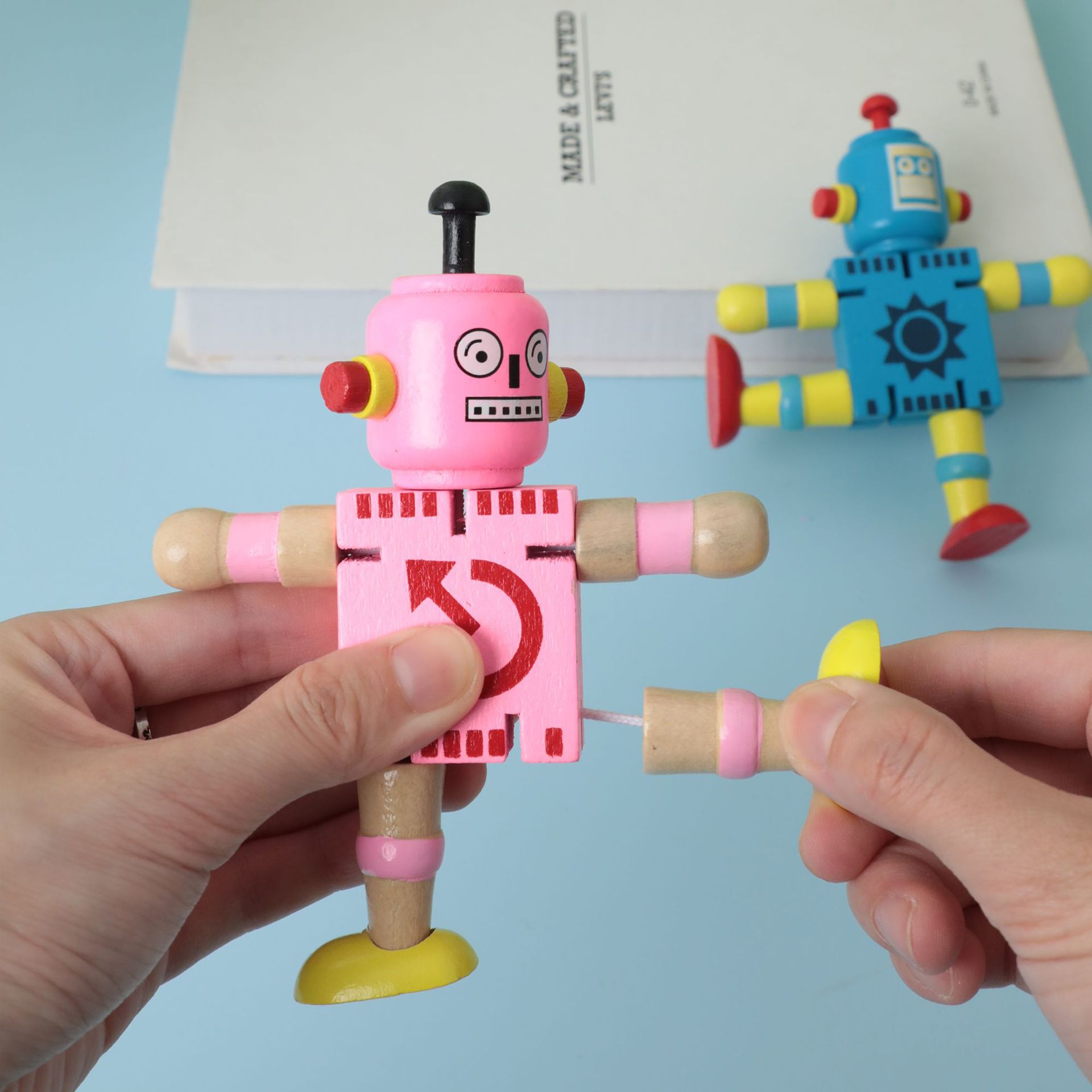 Traditional outdoor wooden toys, versatile dolls, small school toys, educational toys, children's outdoor wooden dolls details Picture