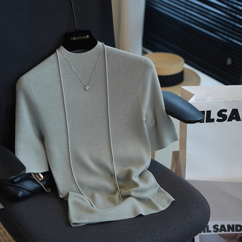 100 Fine-spun wool seamless one-piece semi-high-neck short-sleeved knitted base layer, women's slimming and form-fitting top Spring 909G Specification image