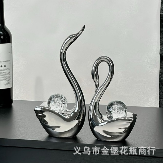 Black and white color-matched couple swan ceramic decorative piece with crystal ball, modern and simple living room TV cabinet home decoration details Picture