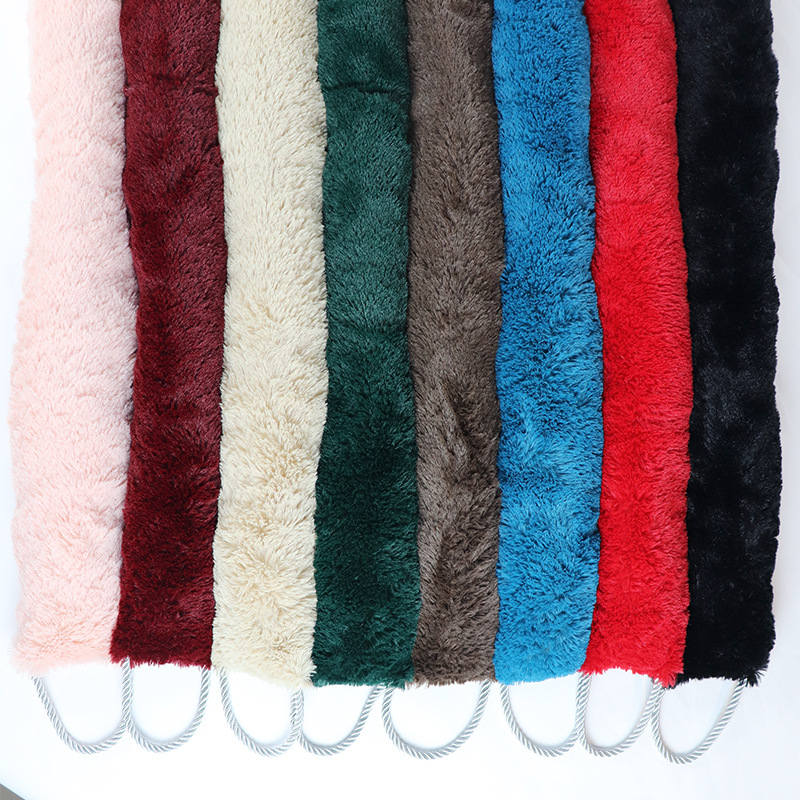 Customized door gap strips to seal the door gap, plush plain color door stop, cross-border Amazon best-selling plush strip door stop windproof Application Scenario