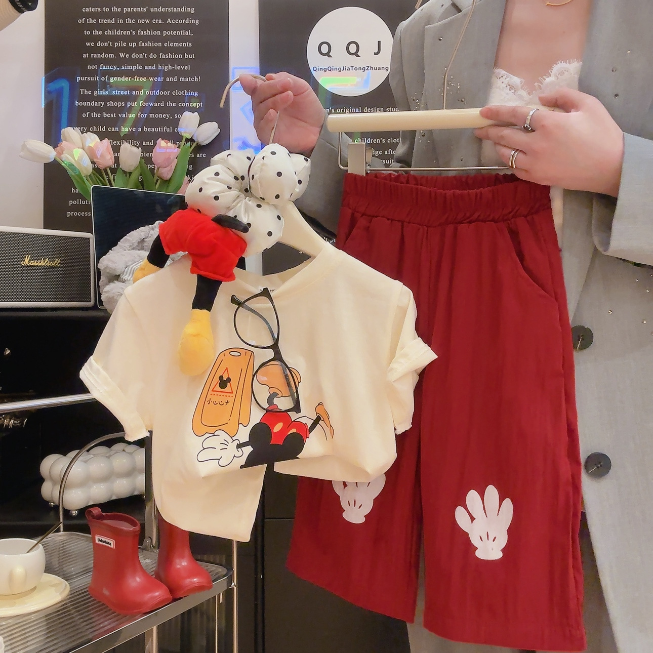 Niño set verano 2025 nuevo niño manga corta camiseta set niño dibujos animados dos piezas niño medio