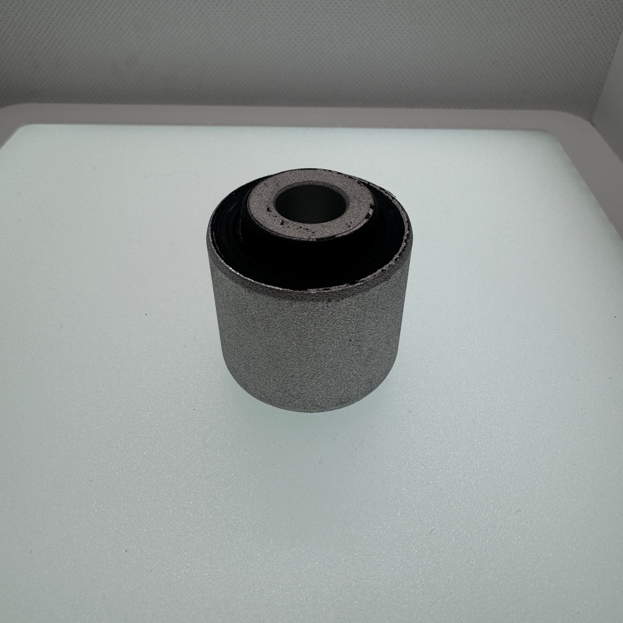 uy125/减震器白底实物图