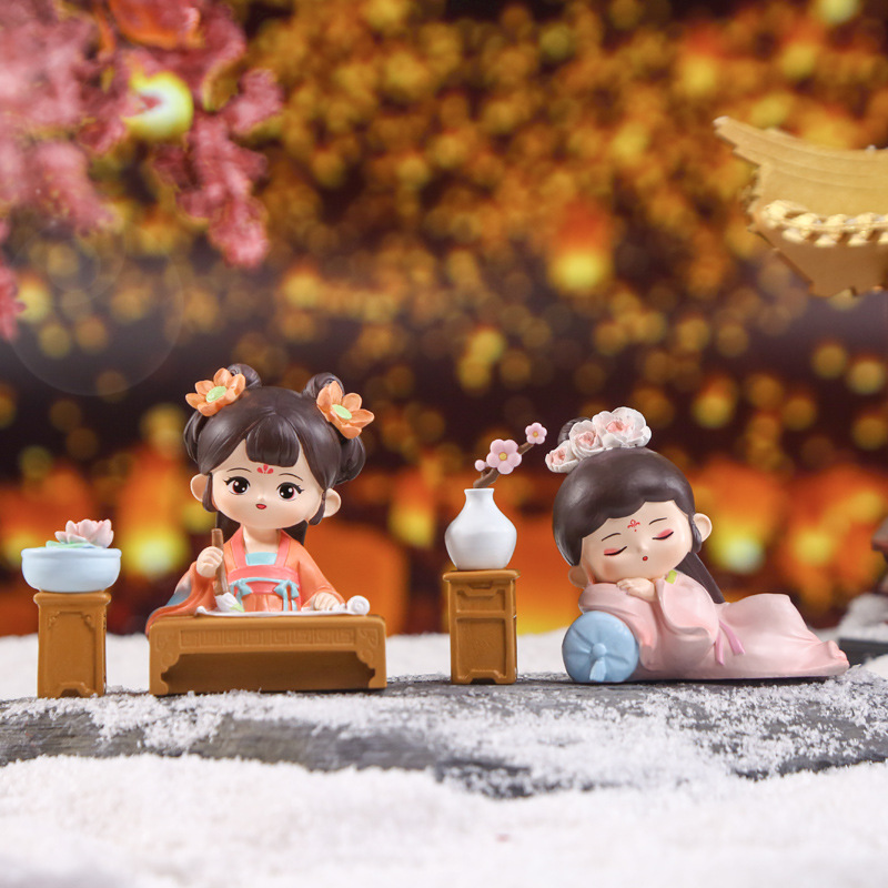 Wholesale of creative and cute Chinese-style "National Beauty and Everlasting Song" tabletop resin handicrafts designed in the four seasons Specification image