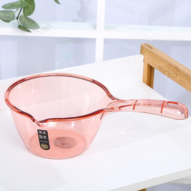 Household kitchen ladle, household long-handled plastic large size creative plus deep 水舀子 water rinse shampoo spoon Application Scenario