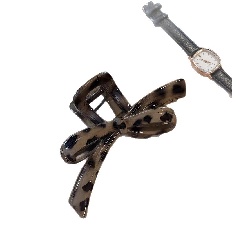 Korean-style leopard print bow clip for women, semi-tied hair, shark clip, oversized hair clip, elegant headwear and hairpin Item Picture