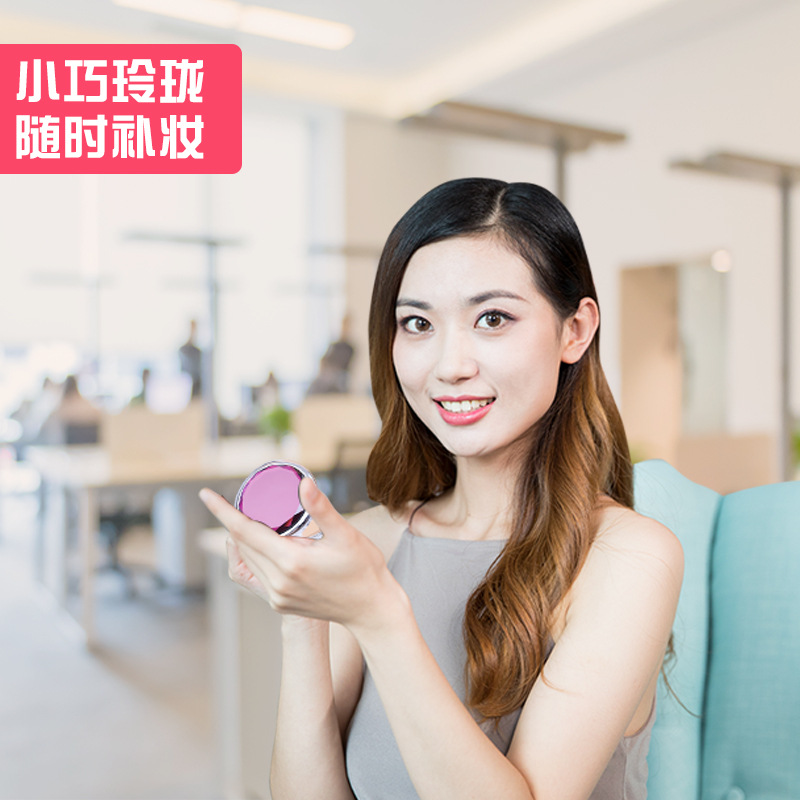 The crystal flip-top double-sided dressing mirror can be printed with logo advertisements and engraved words. It is a folding makeup mirror and a portable small mirror that can be carried around Specification image